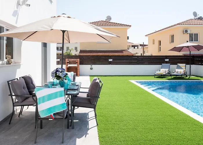 Villa Voroklini With Pool